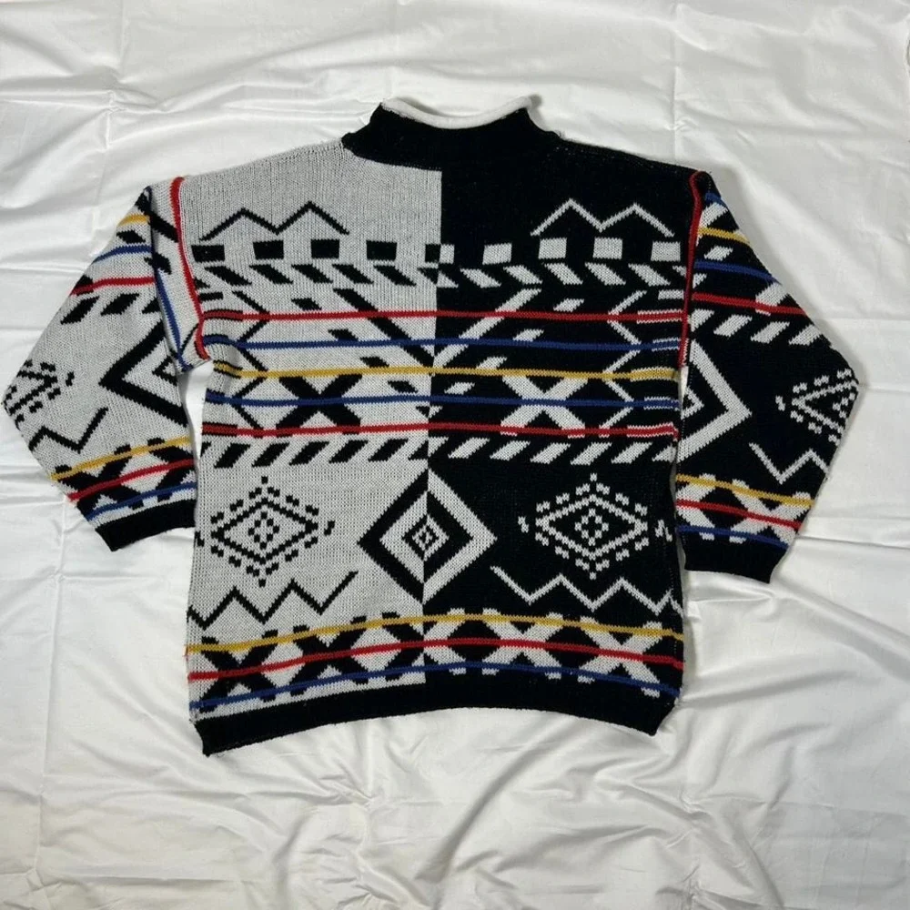 Vintage 1990s Split Color Knitted Crewneck Sweater / Vintage 90 Abstract Pattern